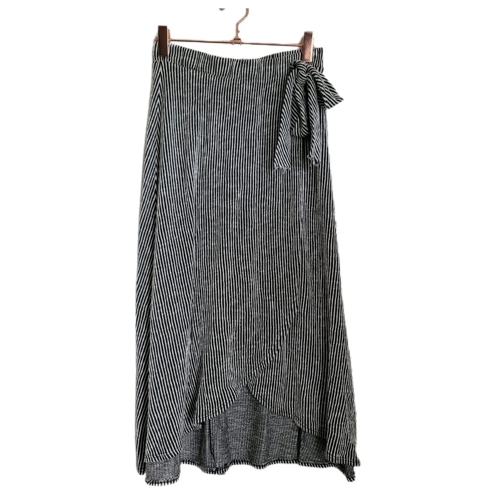 Caution To The Wind Skirt Womens S Small Black White Stripe Midi Tulip Hem